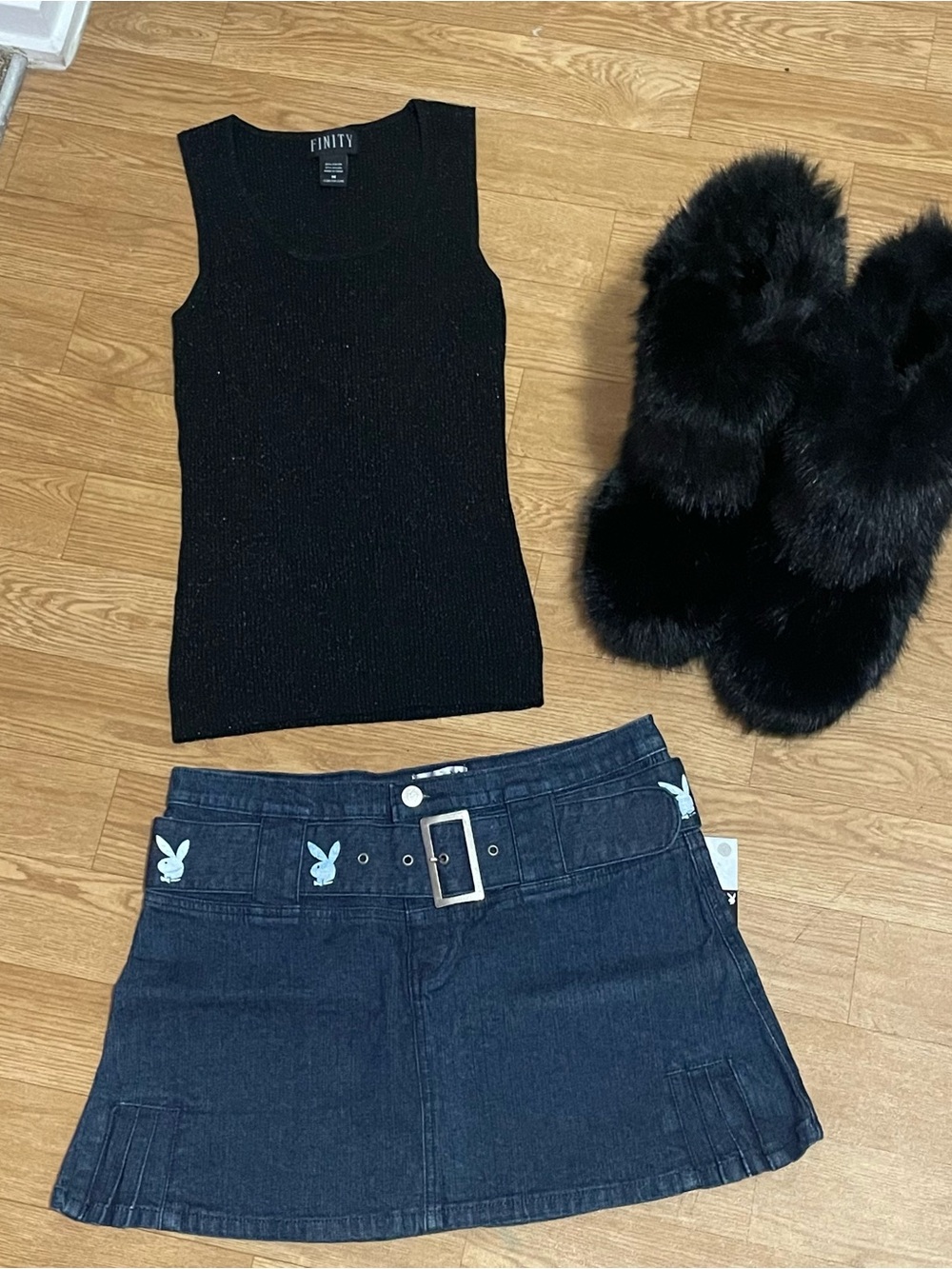Finity Black Metallic Ribbed Tank Top - Picture 5 of 7